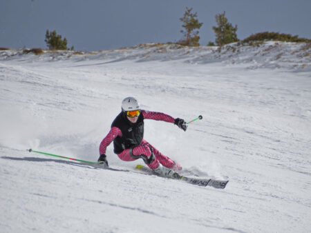 Esquiando con una rodillera DonJoy Armor