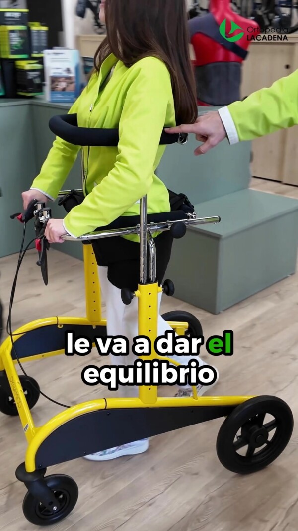 Los rollators o andadores son maravillosos, pero hay casos en los que, por diversos motivos, un paciente no tiene el equilibrio necesario, y para un andador normal necesitaría la sujeción de otras personas. Con esta ayuda podemos ir solos, con la seguridad de que nos va a sujetar, a dar soporte y la estabilidad necesaria para recuperar la movilidad y libertad que tanto queremos. - Omesa Dynamic